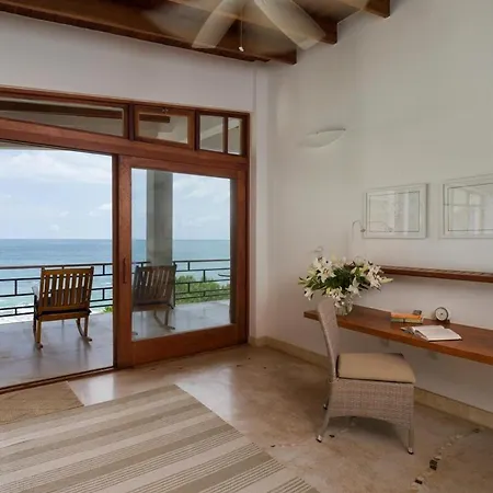 Casa Ohana - 5 Bedroom Ocean Front Home In Playa Negra, Crc