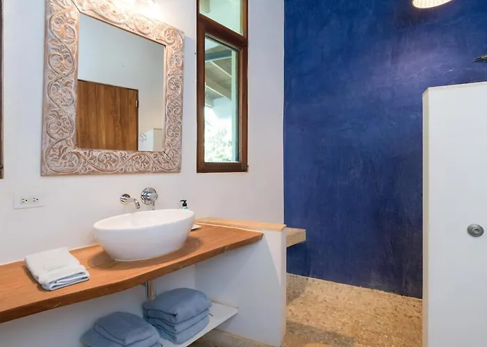 Casa Ohana - 5 Bedroom Ocean Front In Playa Negra, Crc Playa Negra
